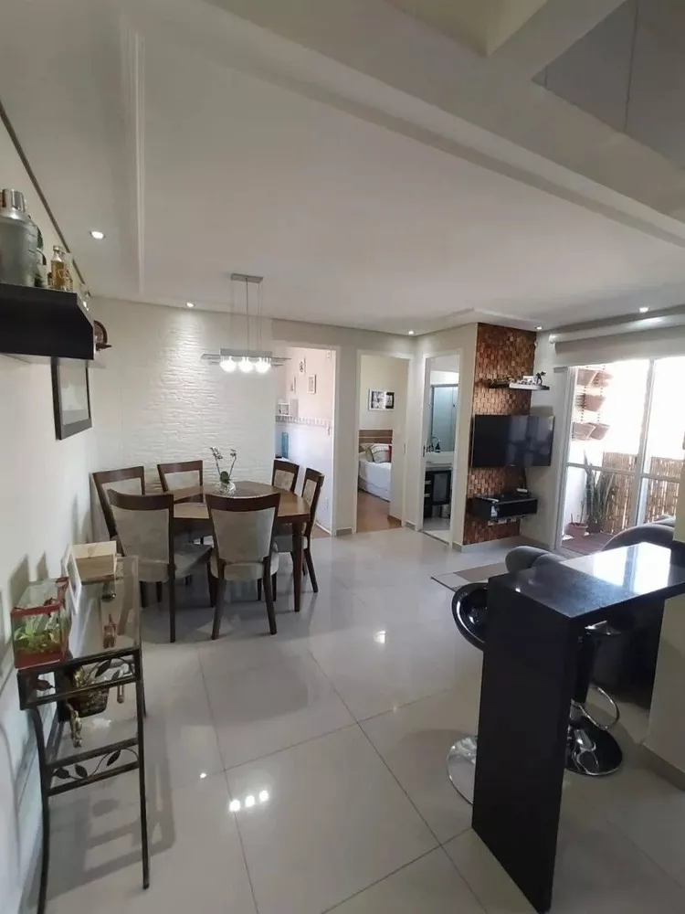 Apartamento à venda com 2 quartos, 53m² - Foto 2