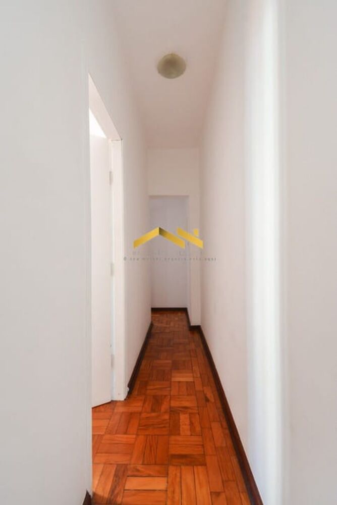 Casa à venda com 3 quartos, 140m² - Foto 2