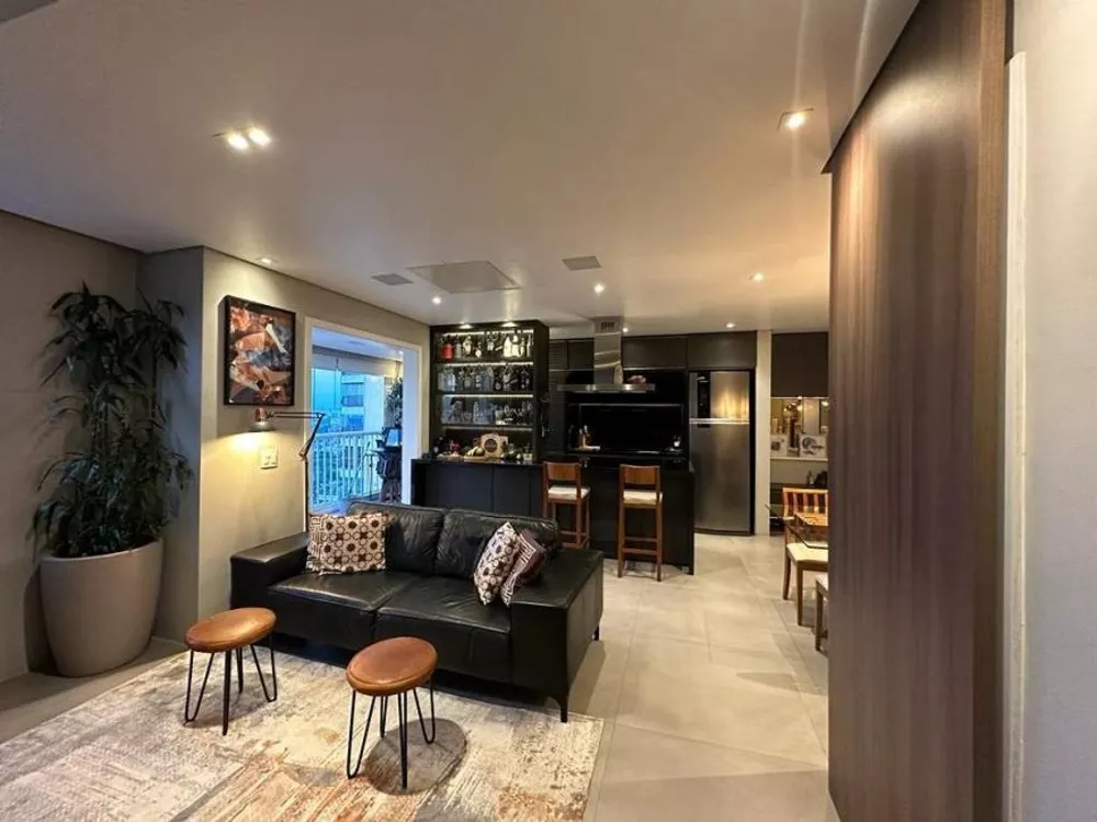 Apartamento à venda com 2 quartos, 61m² - Foto 3