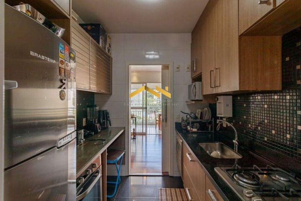 Apartamento à venda com 2 quartos, 96m² - Foto 4