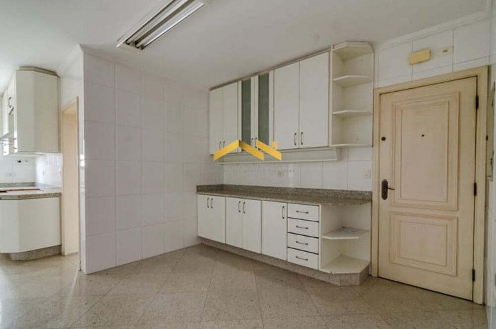 Apartamento, 3 quartos, 184 m² - Foto 2