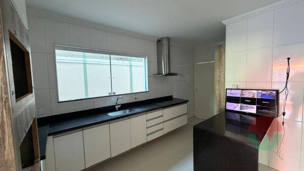 Casa, 5 quartos, 293 m² - Foto 4