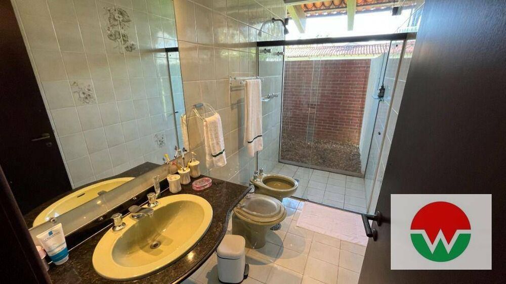 Casa de Condomínio, 4 quartos - Foto 1