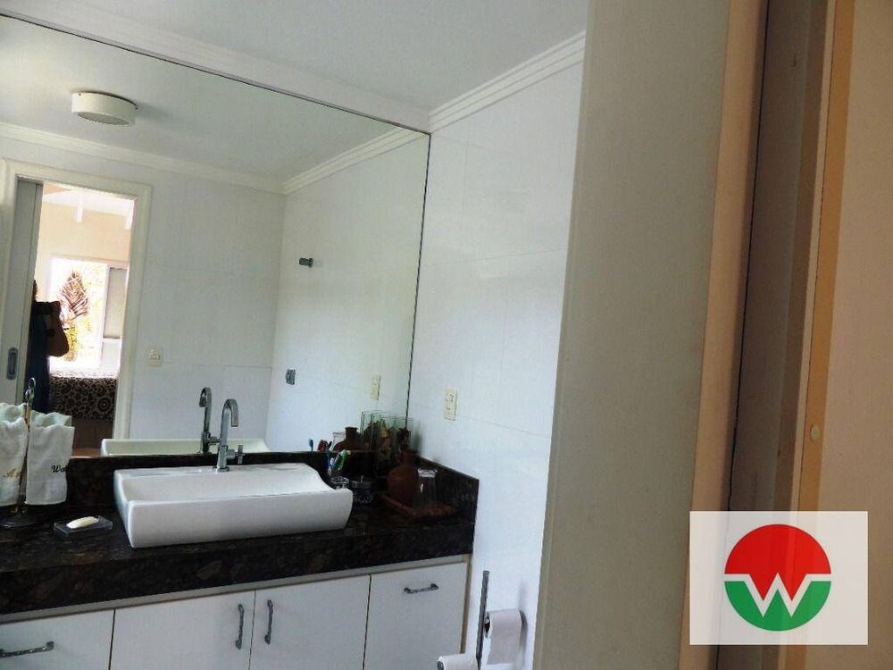 Casa de Condomínio para alugar com 5 quartos, 500m² - Foto 6