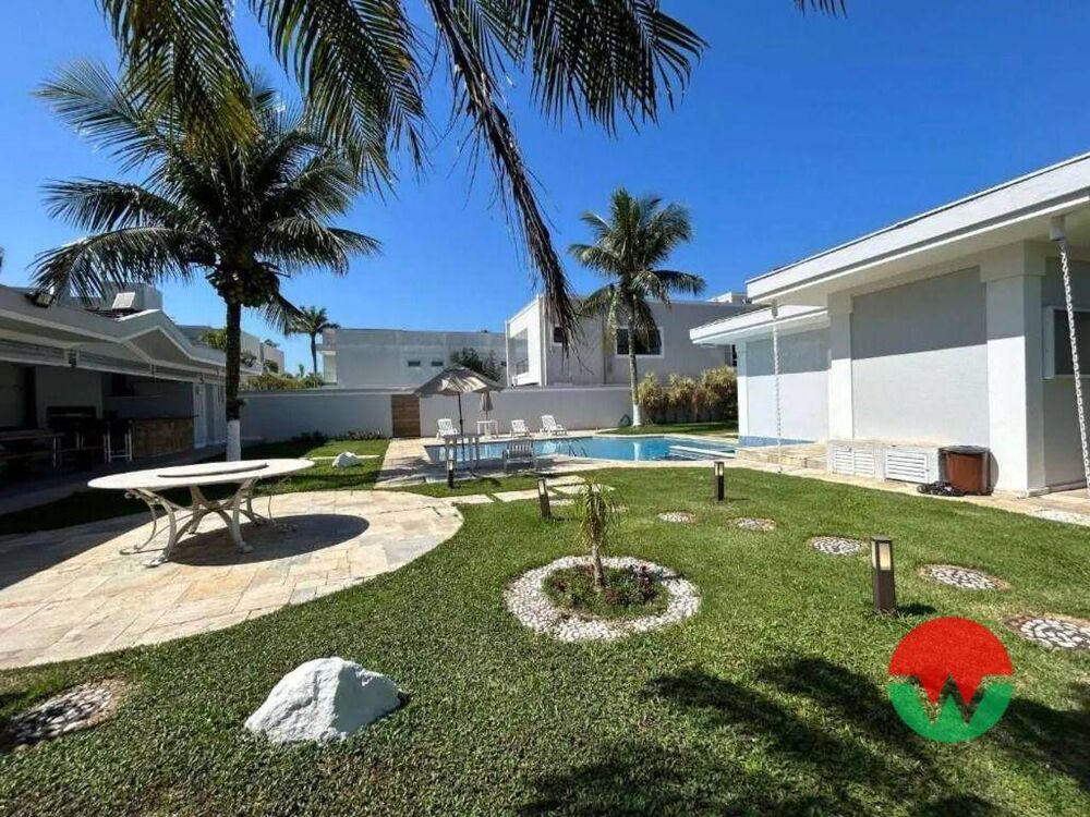 Casa de Condomínio à venda e aluguel com 7 quartos, 622m² - Foto 2