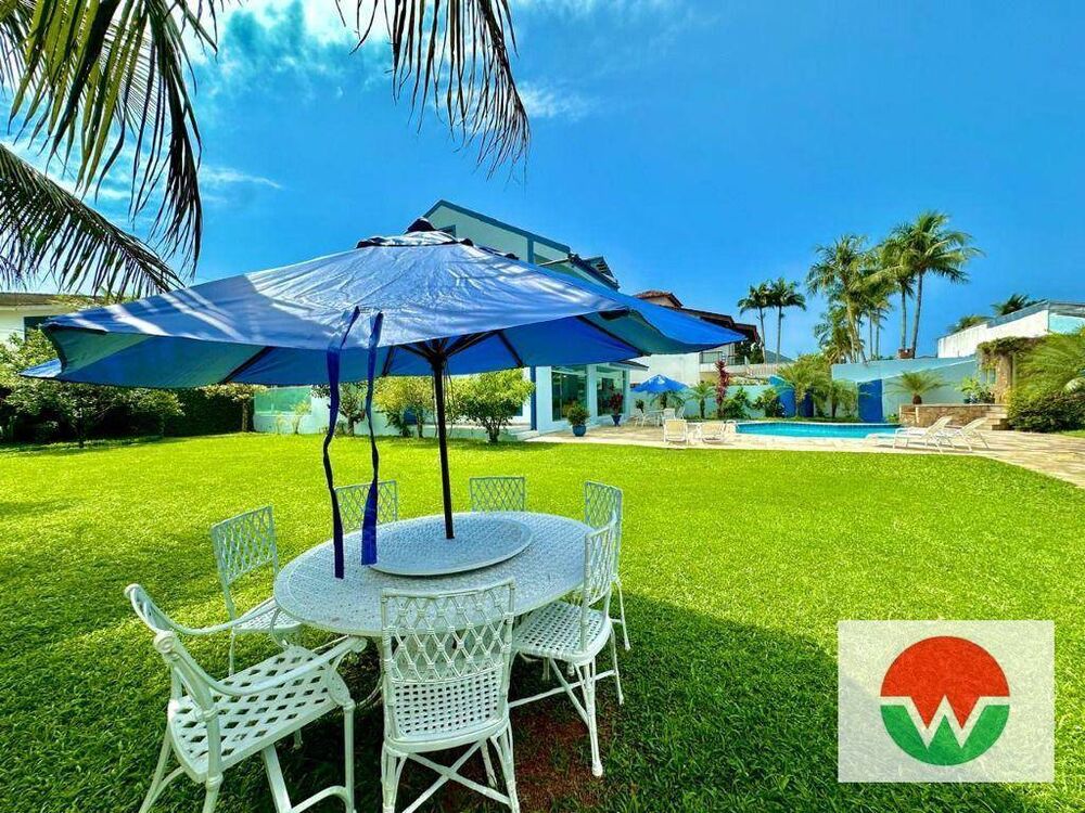 Casa de Condomínio para alugar com 4 quartos, 600m² - Foto 1