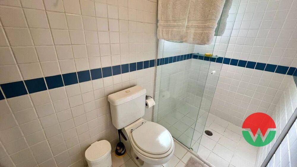 Casa de Condomínio à venda com 4 quartos, 320m² - Foto 3