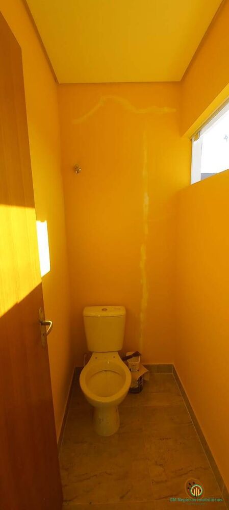 Casa à venda com 3 quartos, 80m² - Foto 2