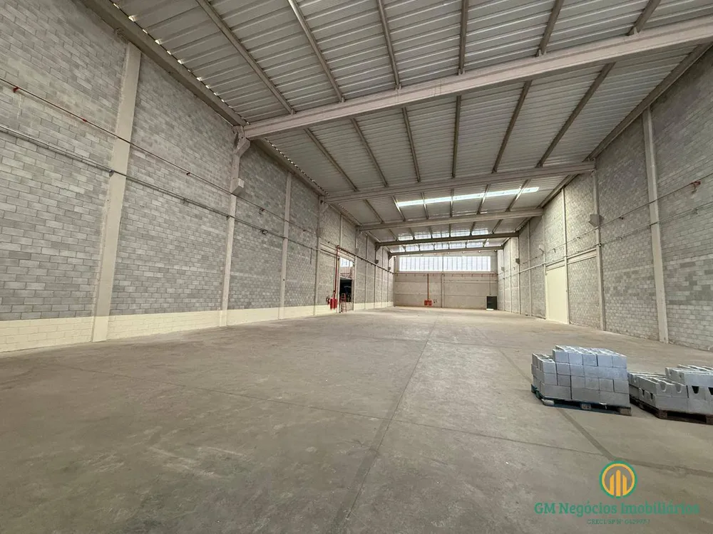 Depósito-Galpão, 1620 m² - Foto 1