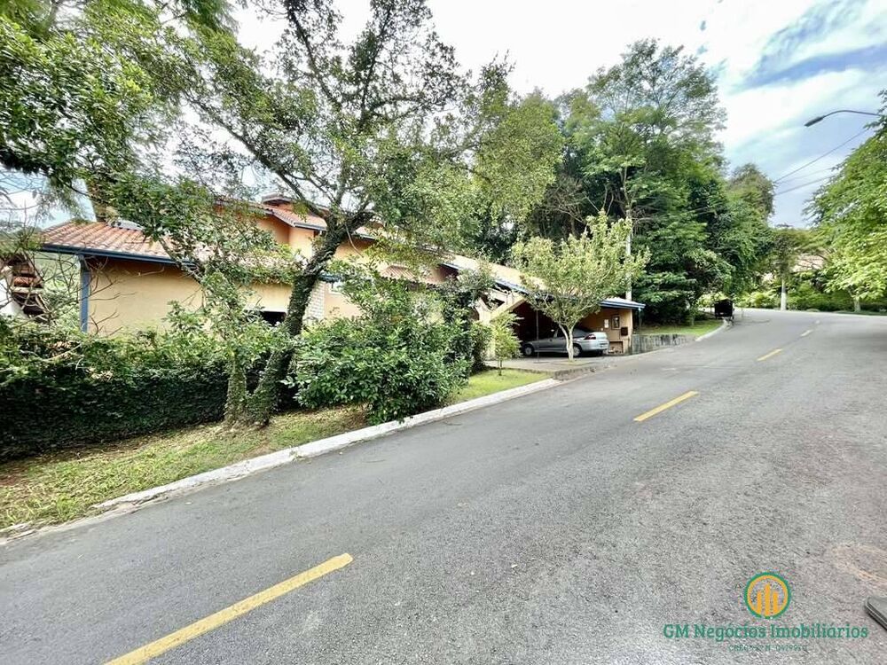 Casa de Condomínio à venda com 5 quartos, 360m² - Foto 1