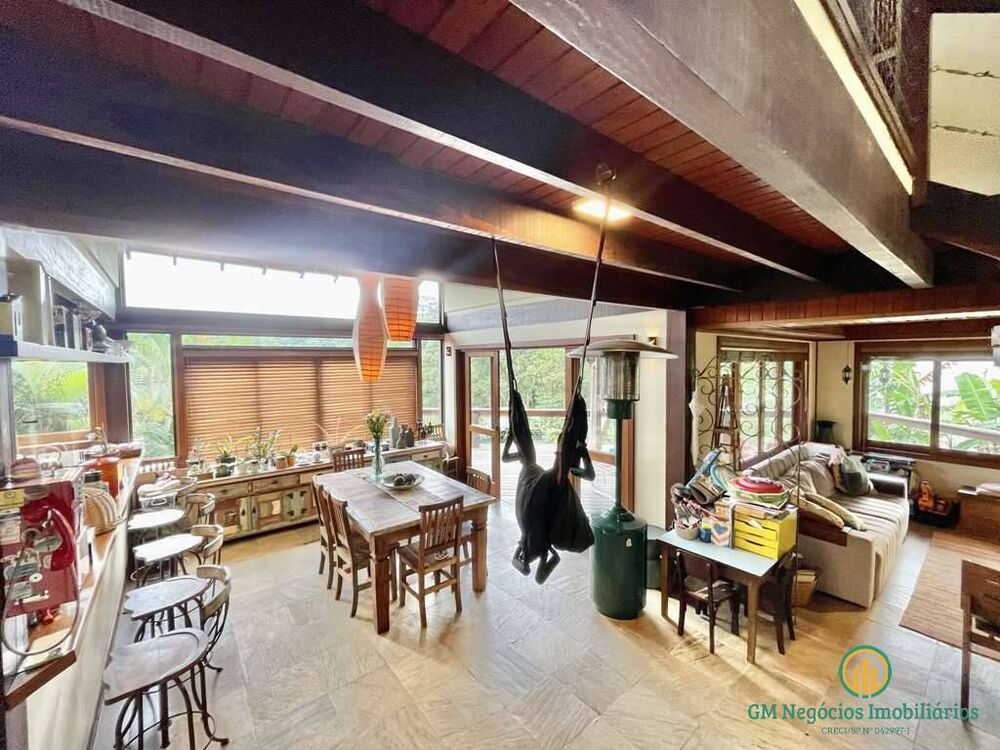 Casa de Condomínio à venda com 3 quartos, 282m² - Foto 4