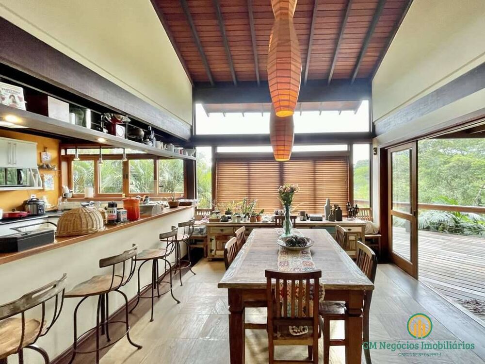 Casa de Condomínio à venda com 3 quartos, 282m² - Foto 5