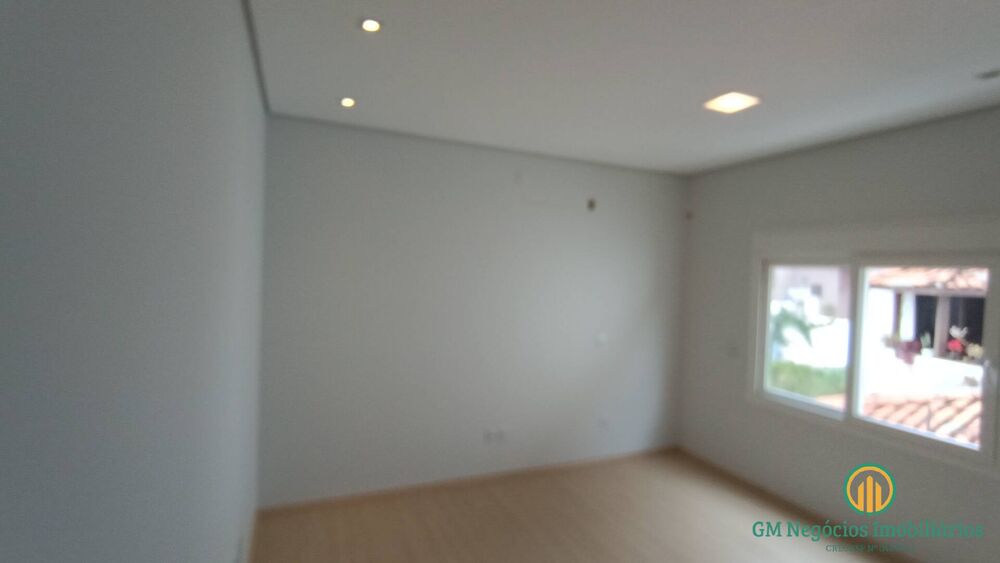 Casa, 3 quartos, 380 m² - Foto 1