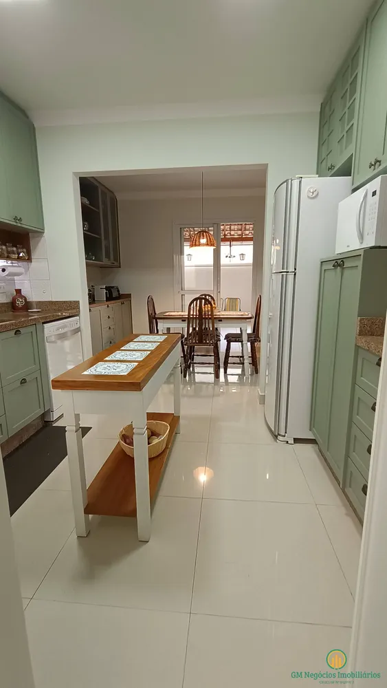 Casa, 3 quartos, 230 m² - Foto 4