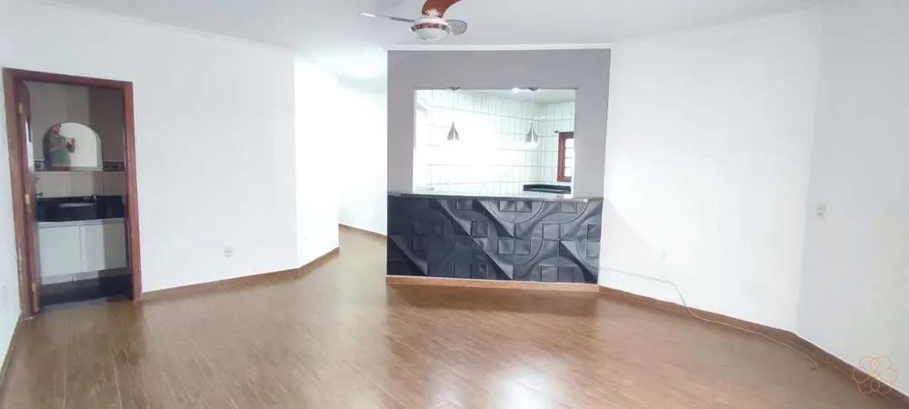 Casa, 4 quartos, 145 m² - Foto 2