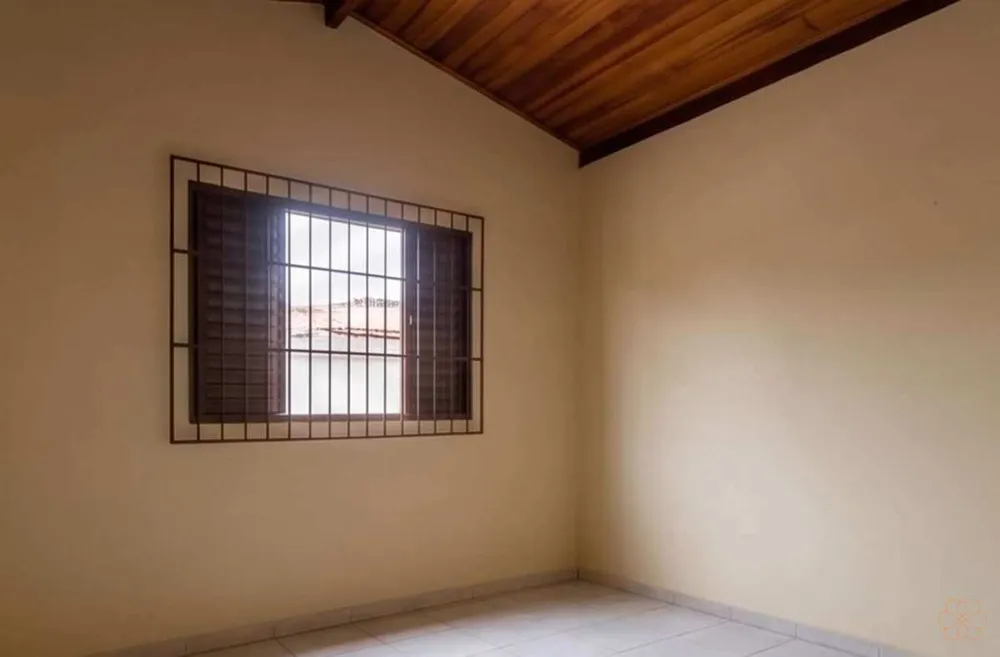 Casa, 3 quartos, 195 m² - Foto 1