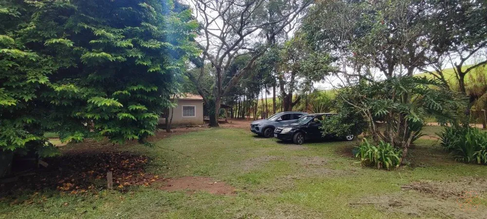 Sítio, 3 quartos, 24254 m² - Foto 4