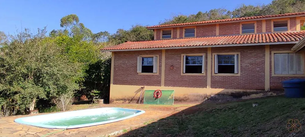 Sítio, 4 quartos, 200 m² - Foto 1