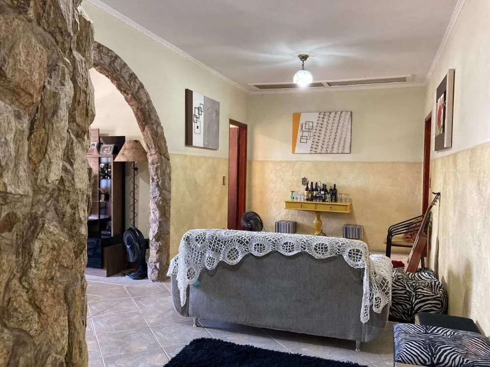 Casa, 3 quartos, 251 m² - Foto 6