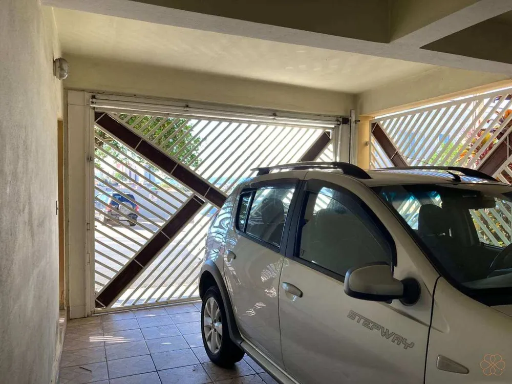 Casa, 3 quartos, 251 m² - Foto 2