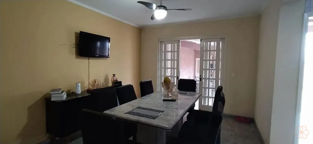 Casa, 3 quartos, 225 m² - Foto 10