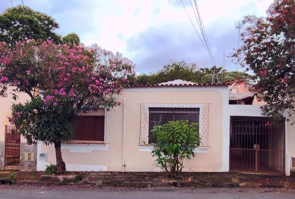 Casa, 3 quartos, 190 m² - Foto 1