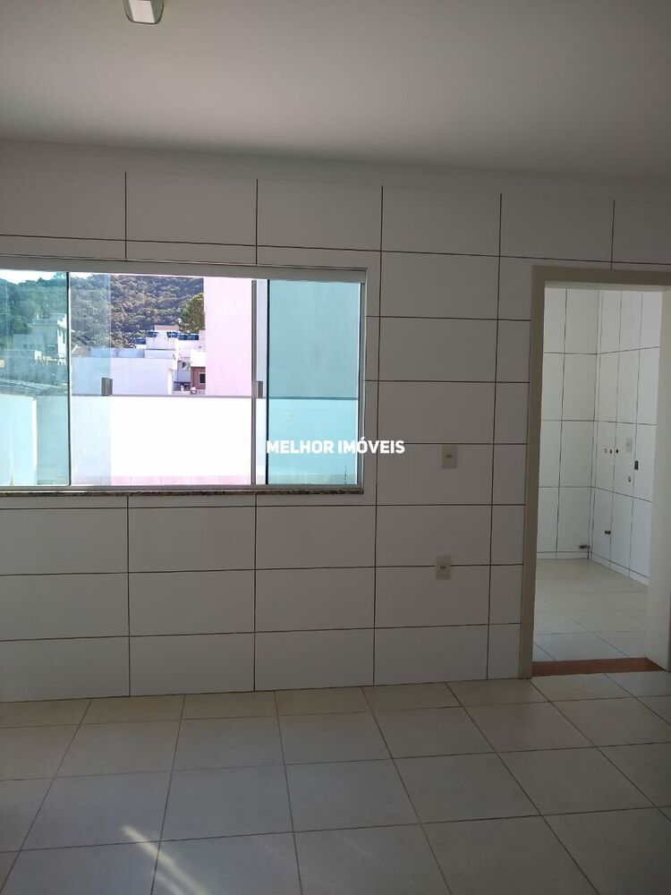 Sobrado à venda com 3 quartos, 130m² - Foto 2