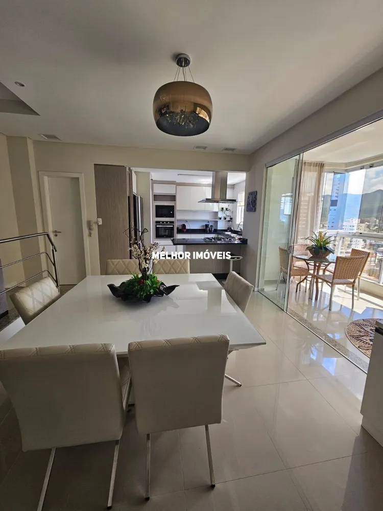 Cobertura, 4 quartos, 246 m² - Foto 2