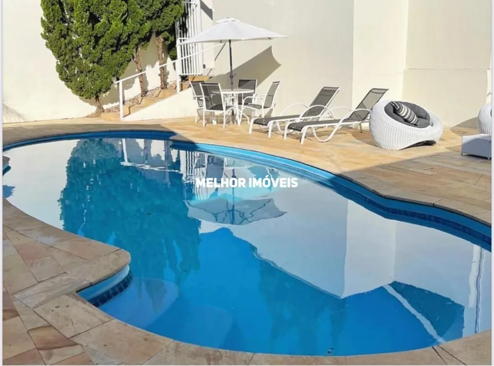 Casa, 4 quartos, 256 m² - Foto 1