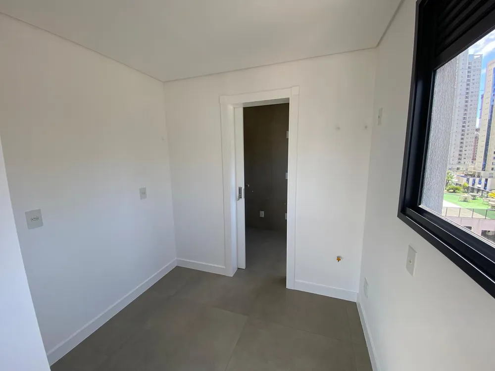 Apartamento, 3 quartos, 110 m² - Foto 2