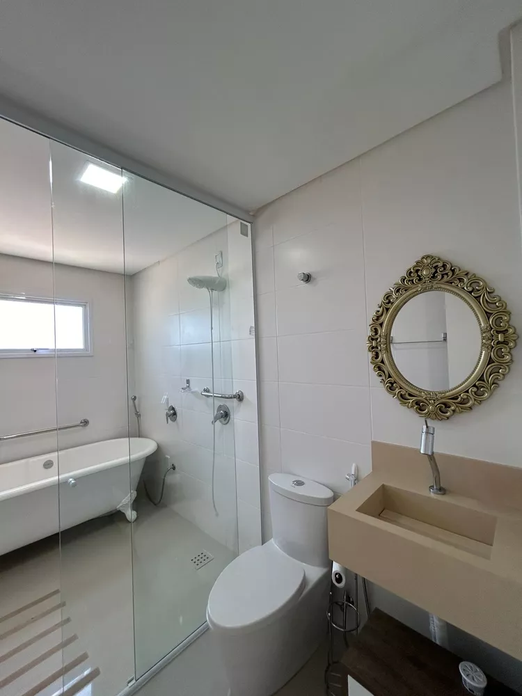 Apartamento à venda com 3 quartos, 134m² - Foto 4