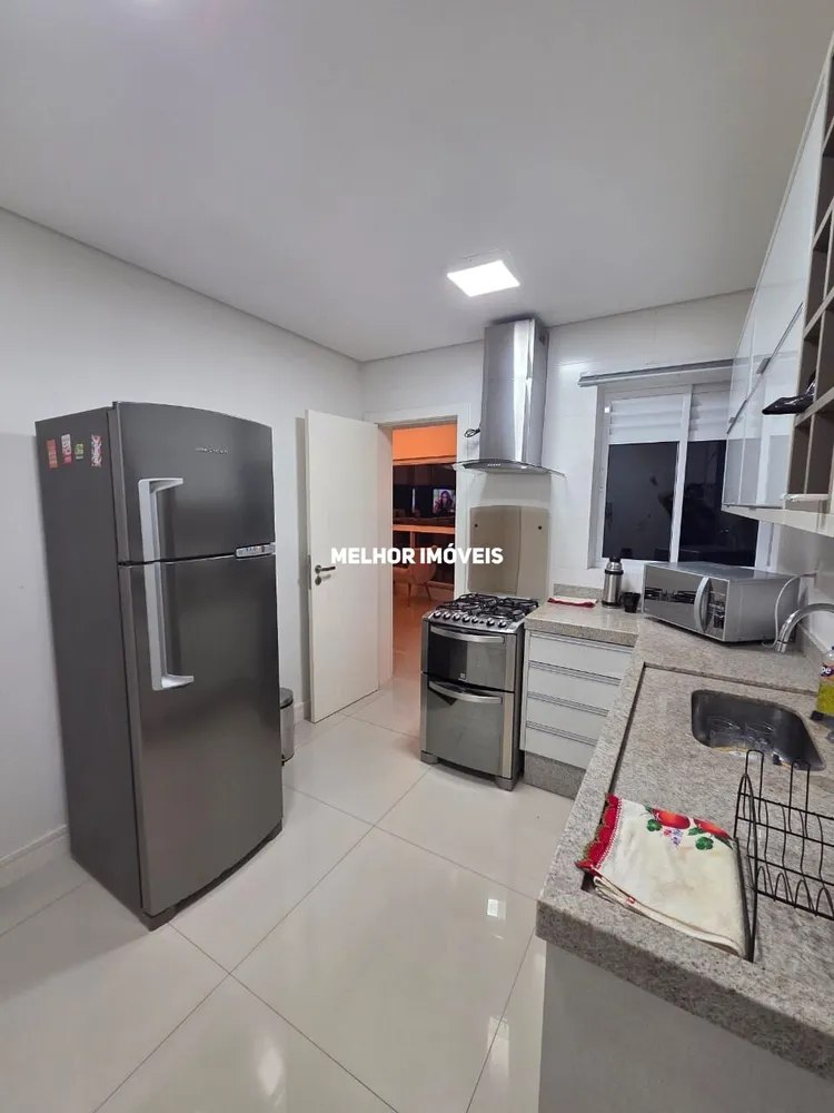 Apartamento, 3 quartos, 132 m² - Foto 2