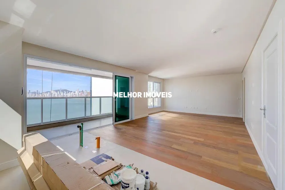 Apartamento, 3 quartos, 160 m² - Foto 1