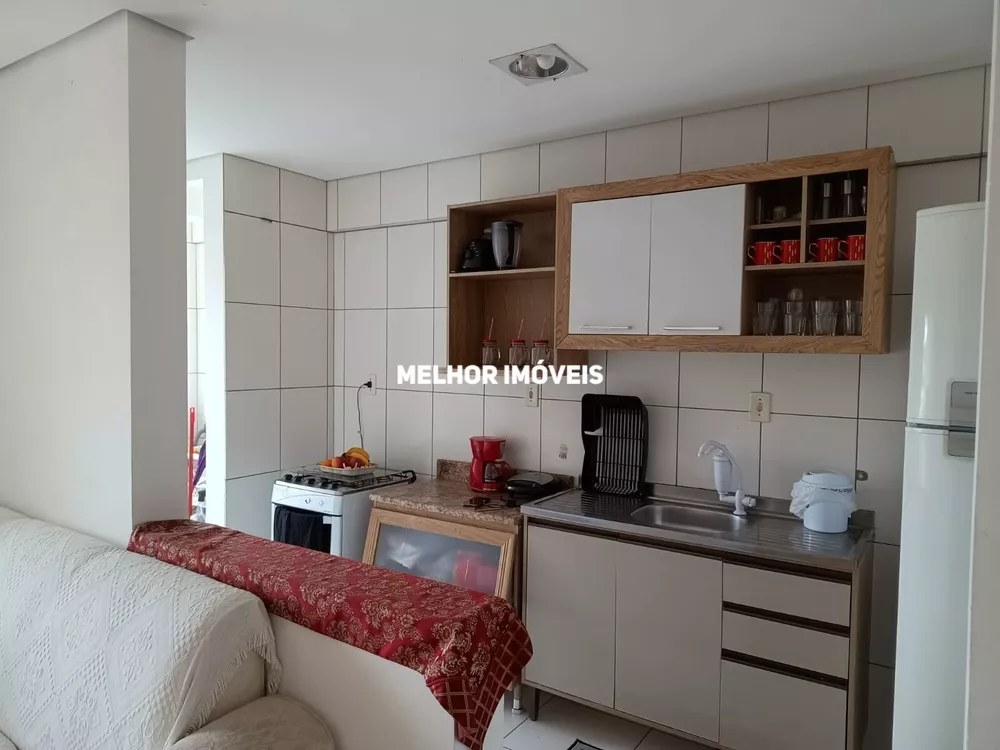 Apartamento à venda com 2 quartos, 68m² - Foto 2