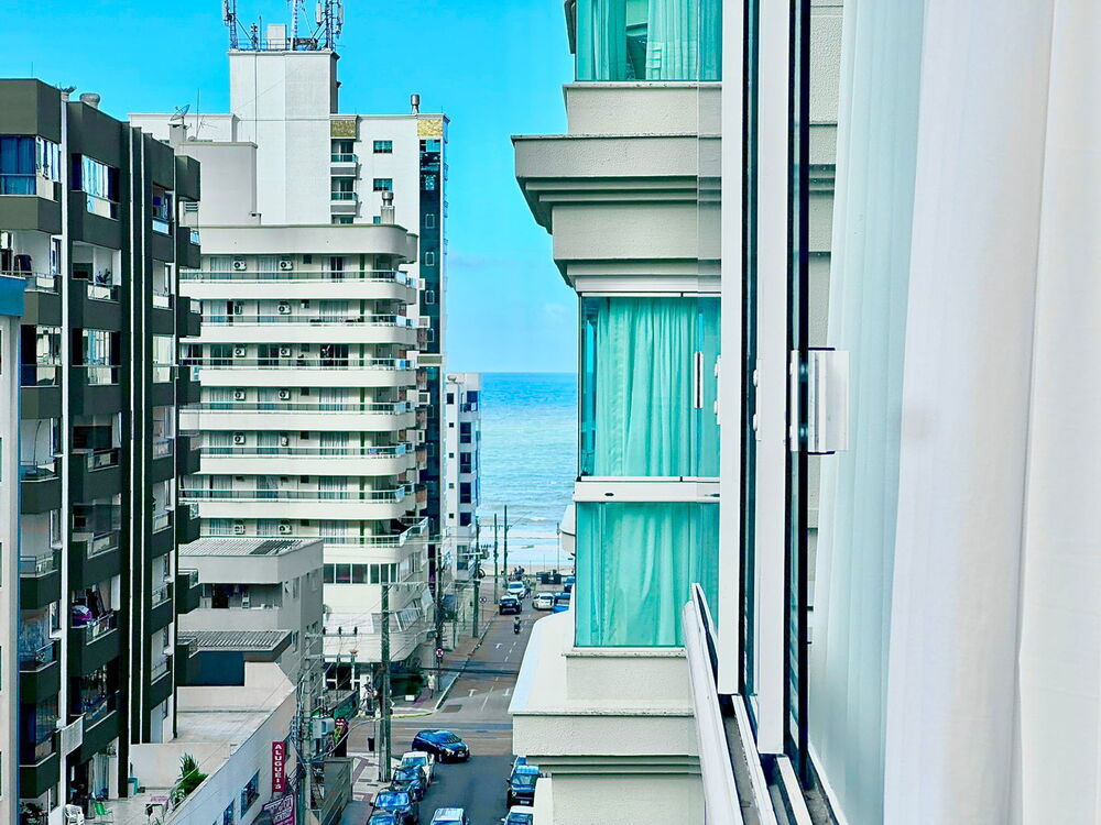 Apartamento à venda com 4 quartos, 187m² - Foto 1