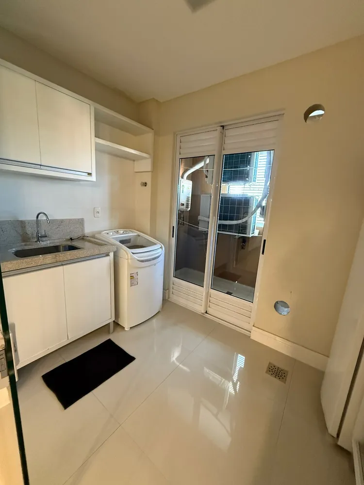 Apartamento, 3 quartos, 180 m² - Foto 2