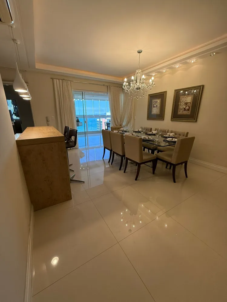 Apartamento, 3 quartos, 180 m² - Foto 1
