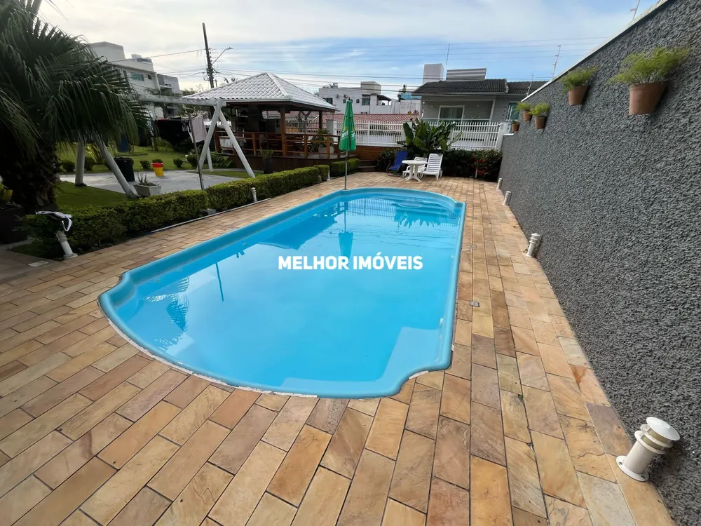Sobrado, 6 quartos, 401 m² - Foto 1