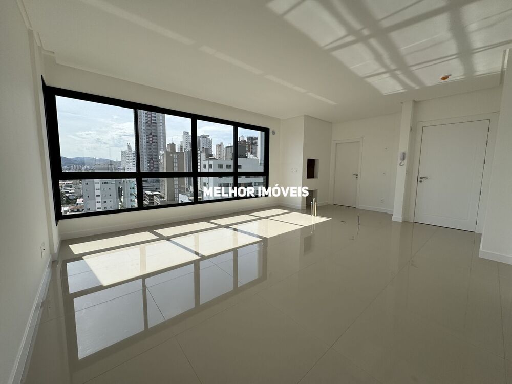 Apartamento, 3 quartos, 130 m² - Foto 2