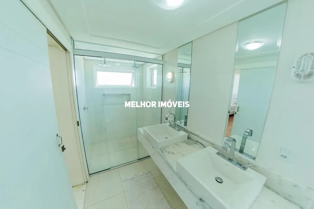Casa, 4 quartos, 530 m² - Foto 1