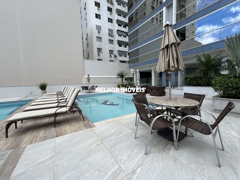 Apartamento para alugar com 4 quartos, 150m² - Foto 4