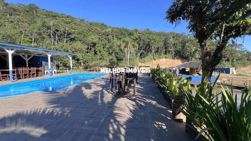 Chácara, 8 quartos, 1 hectares - Foto 1