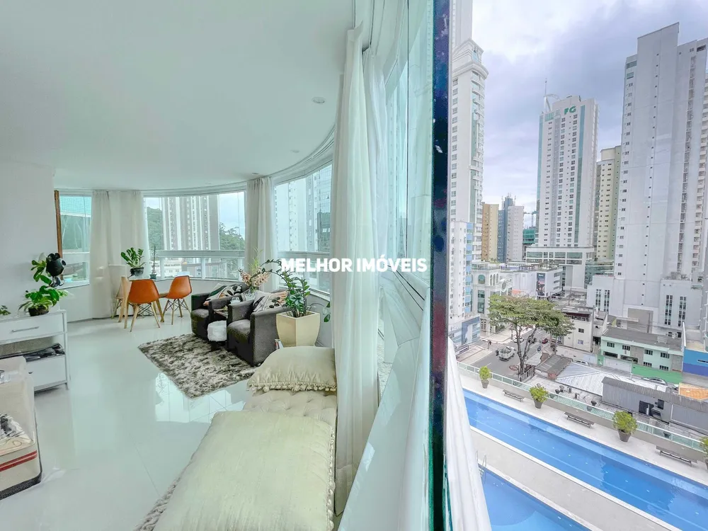 Apartamento, 3 quartos, 140 m² - Foto 2