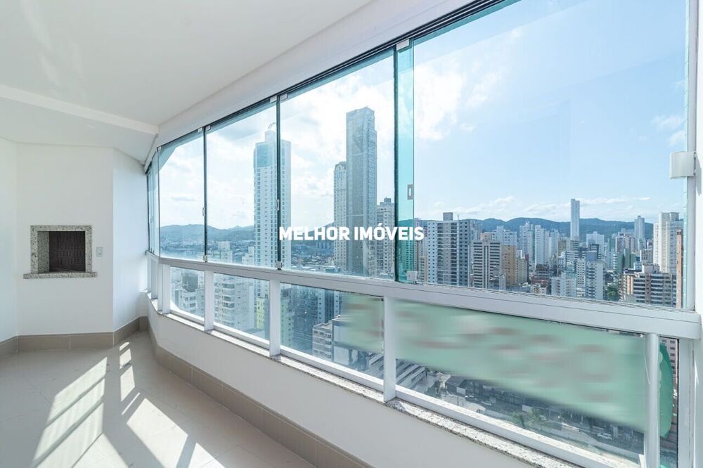 Apartamento à venda com 3 quartos, 121m² - Foto 16