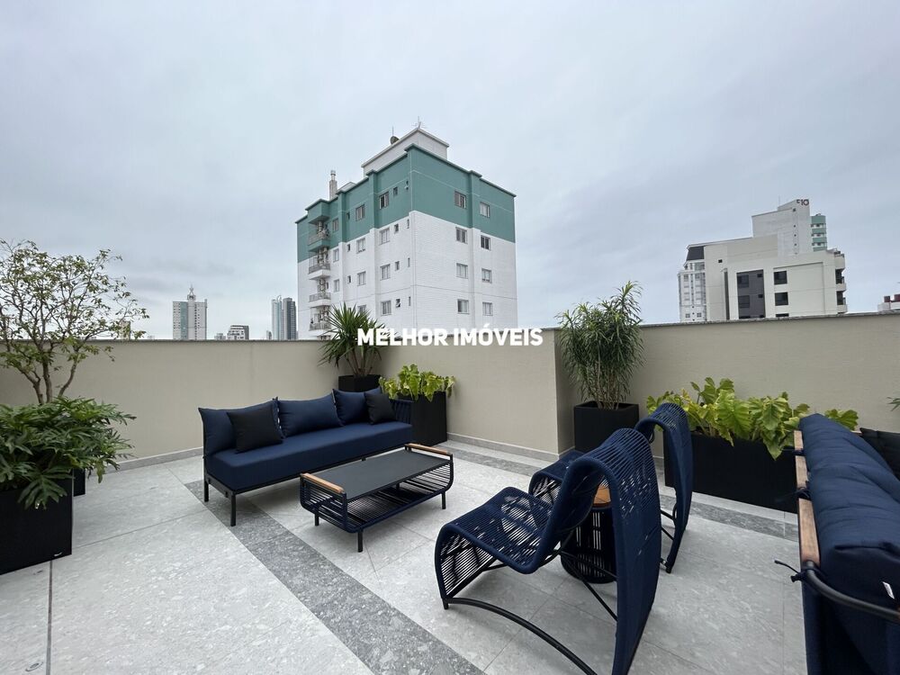 Apartamento para alugar com 4 quartos, 138m² - Foto 8