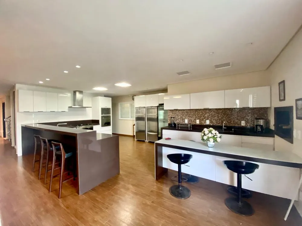 Casa, 7 quartos, 425 m² - Foto 3