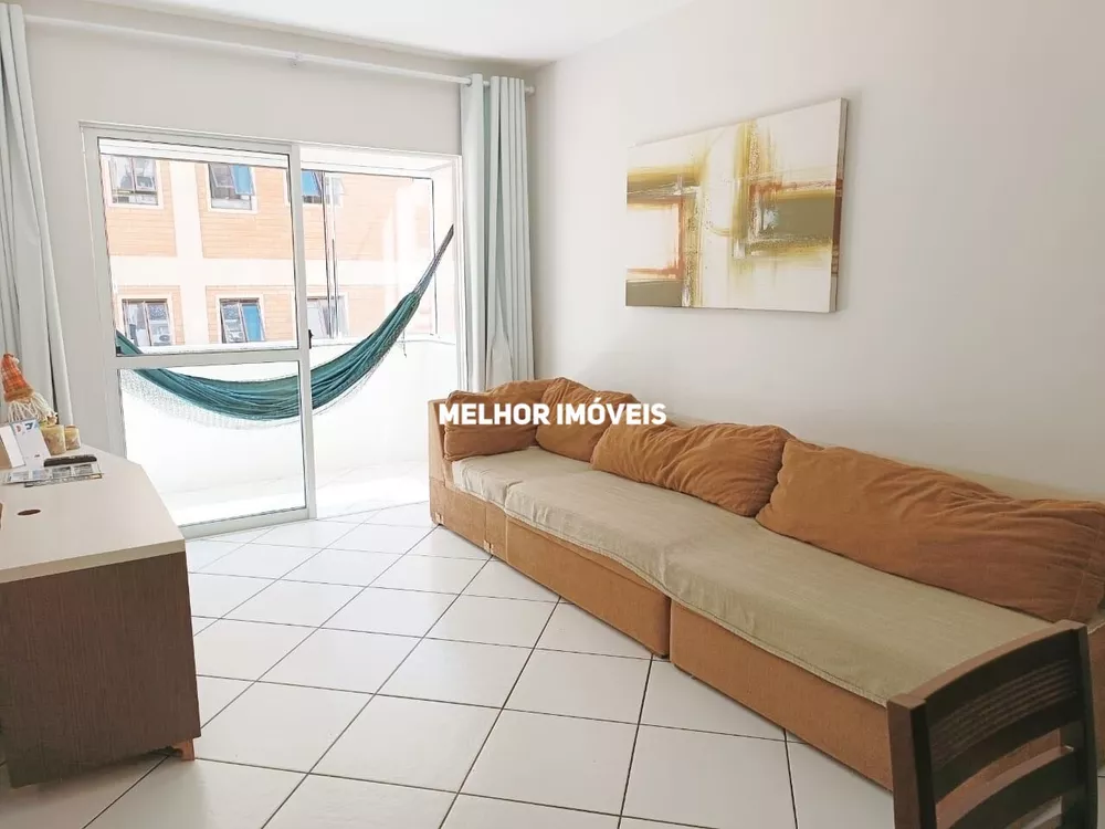 Apartamento à venda com 2 quartos, 67m² - Foto 2