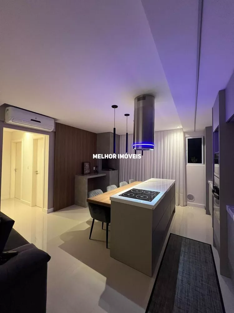 Apartamento à venda com 2 quartos, 66m² - Foto 4