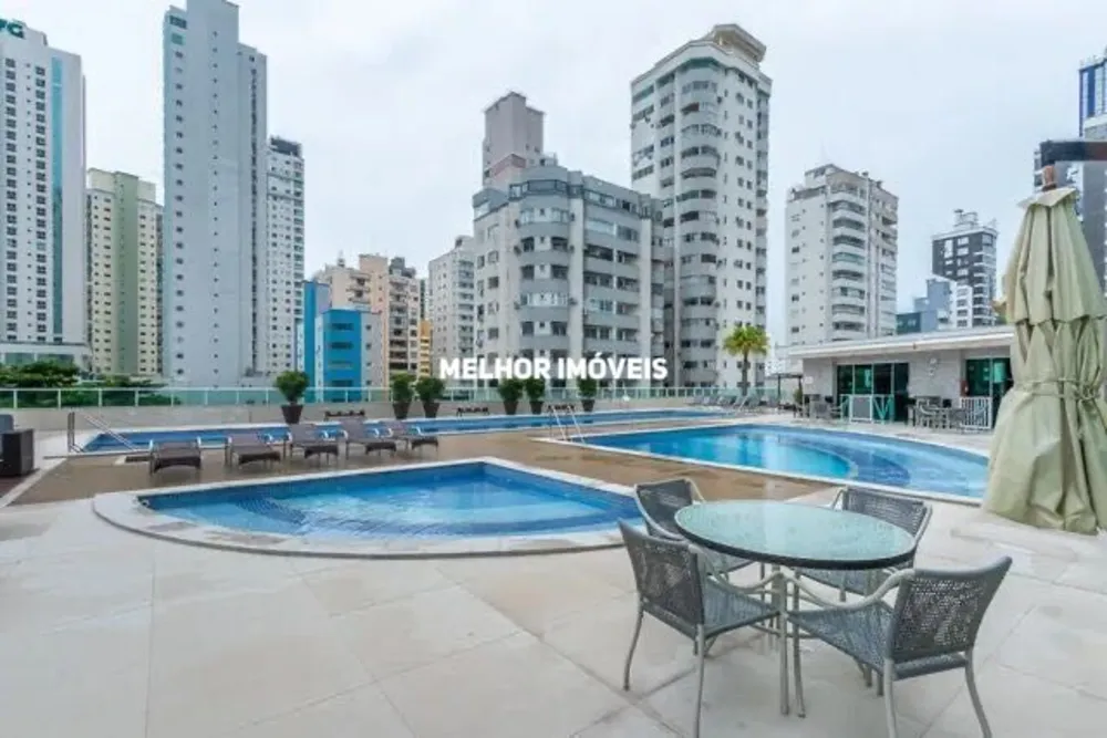 Apartamento, 3 quartos, 140 m² - Foto 2