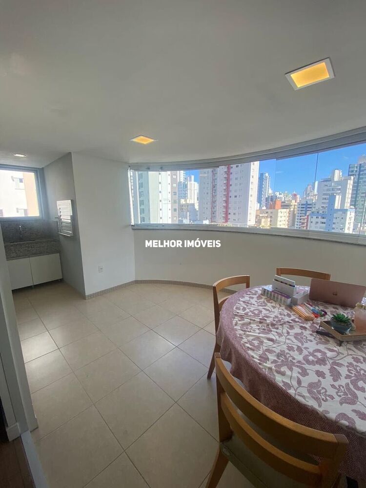 Apartamento para alugar com 2 quartos, 89m² - Foto 2